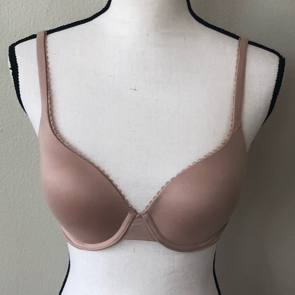 Victoria’s Secret Body by Victoria Perfect Shape Push-Up Bra